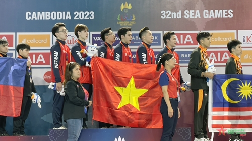 SEA Games 32: Đội tuyển Thể dục dụng cụ Việt Nam giành HCV đầu tiên 
